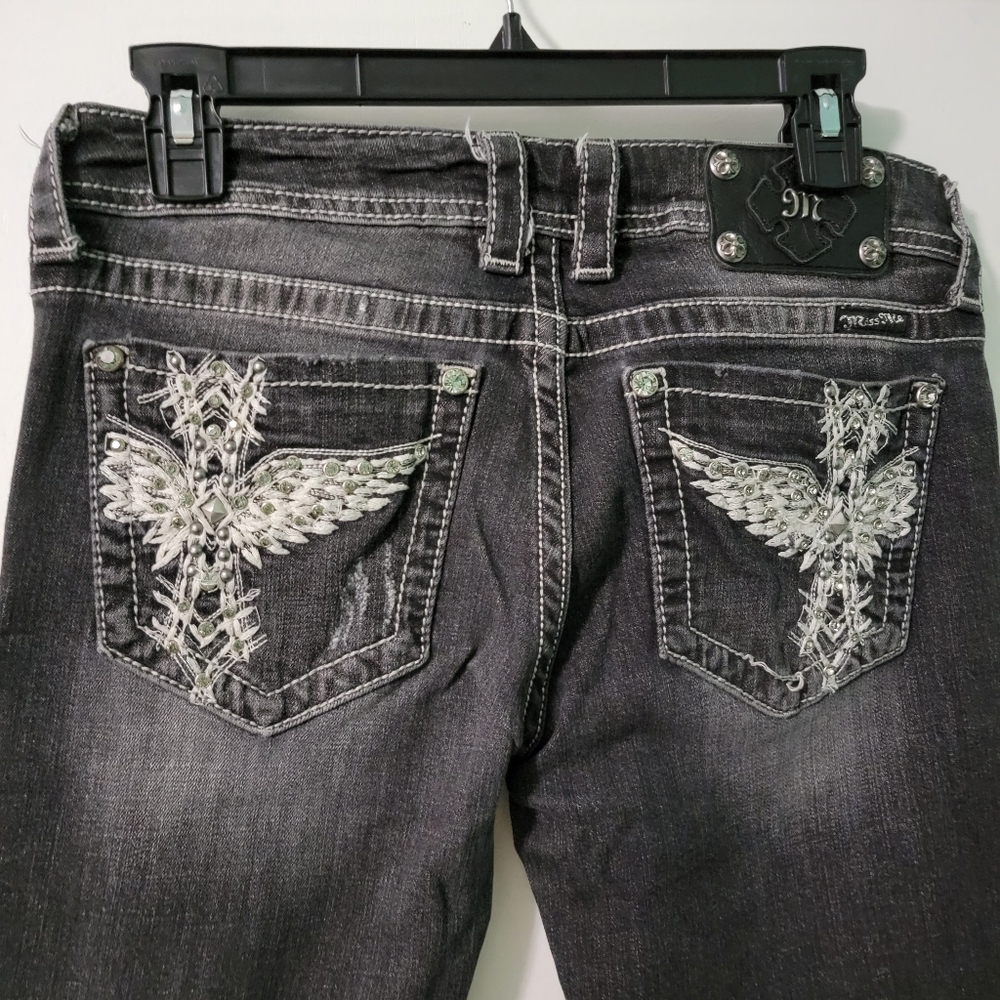Jean - Picture 3 of 5